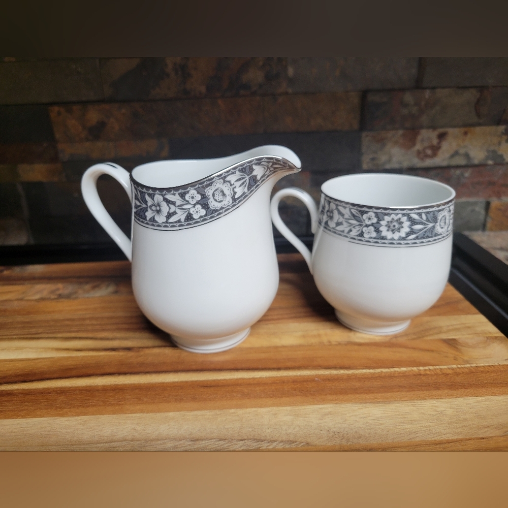 Sango china Japan‎ Navarro 6283 creamer and cup